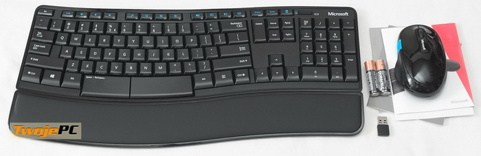 Microsoft-Sculpt-Ergonomic-Keyboard-Comfort-Desktop
